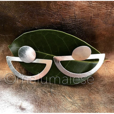 Semi Circle Border Earrings | Party Earrings | Malu Maiese 2