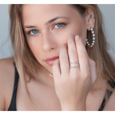 Dainty Dotty Aquamarine Ring | minimalist design ring | Malu Maiese 2