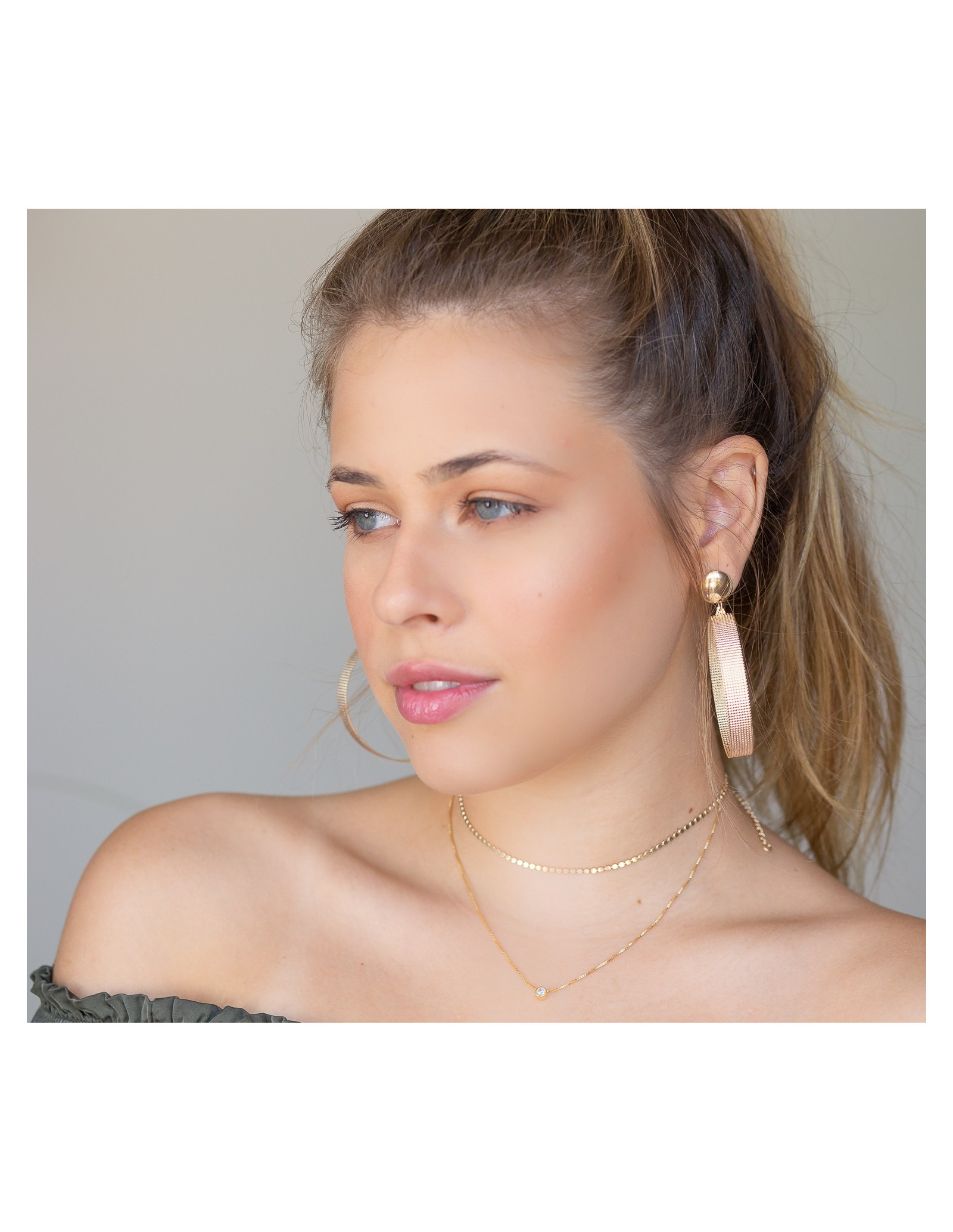 Light Spot Pendant Necklace