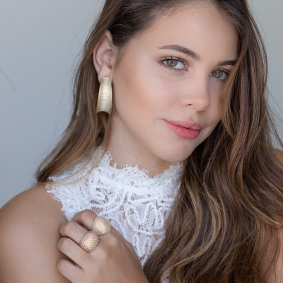 Pendientes de aro grande, oro 18k, diseño exclusivo, joyas únicas. 2