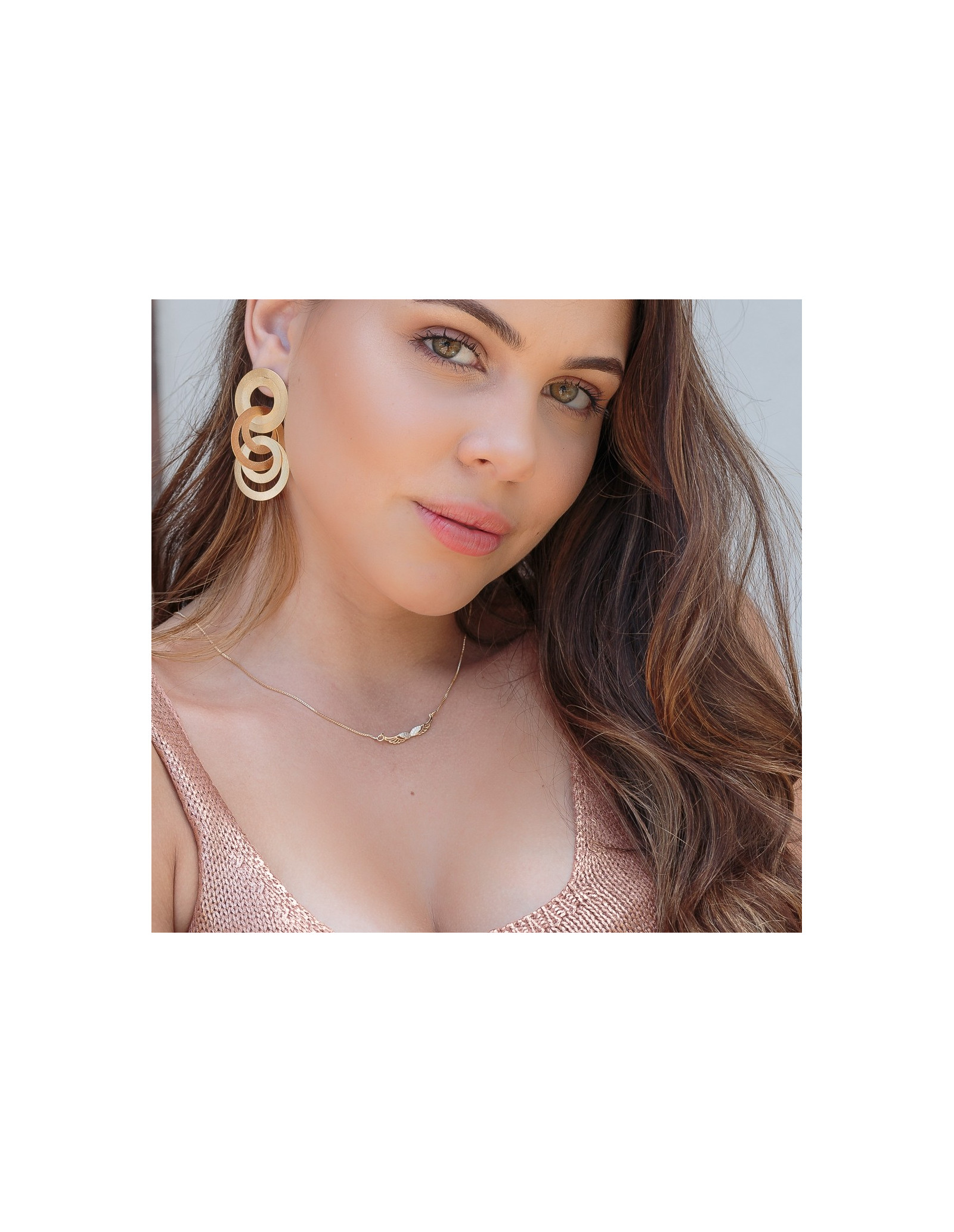 Collar Alas | Gargantilla alas de ángel en oro 18k con circonitas.