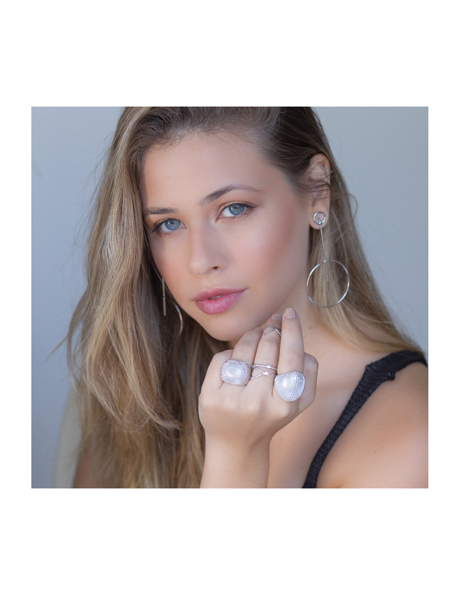 Anillo Piccola Dotty | Anillo pelotitas y circonita blanca | Malu Maiese