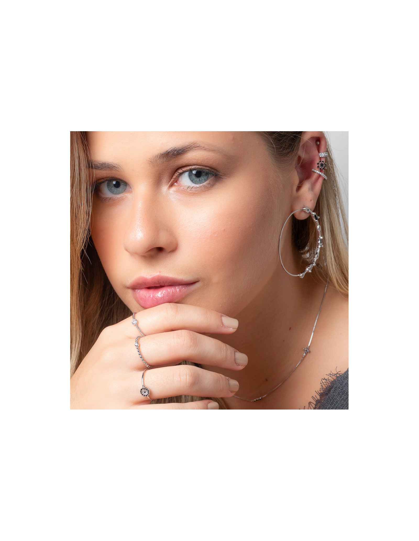 Piccola Light Ring | 18k white or yellow gold plated, cubic zirconia.