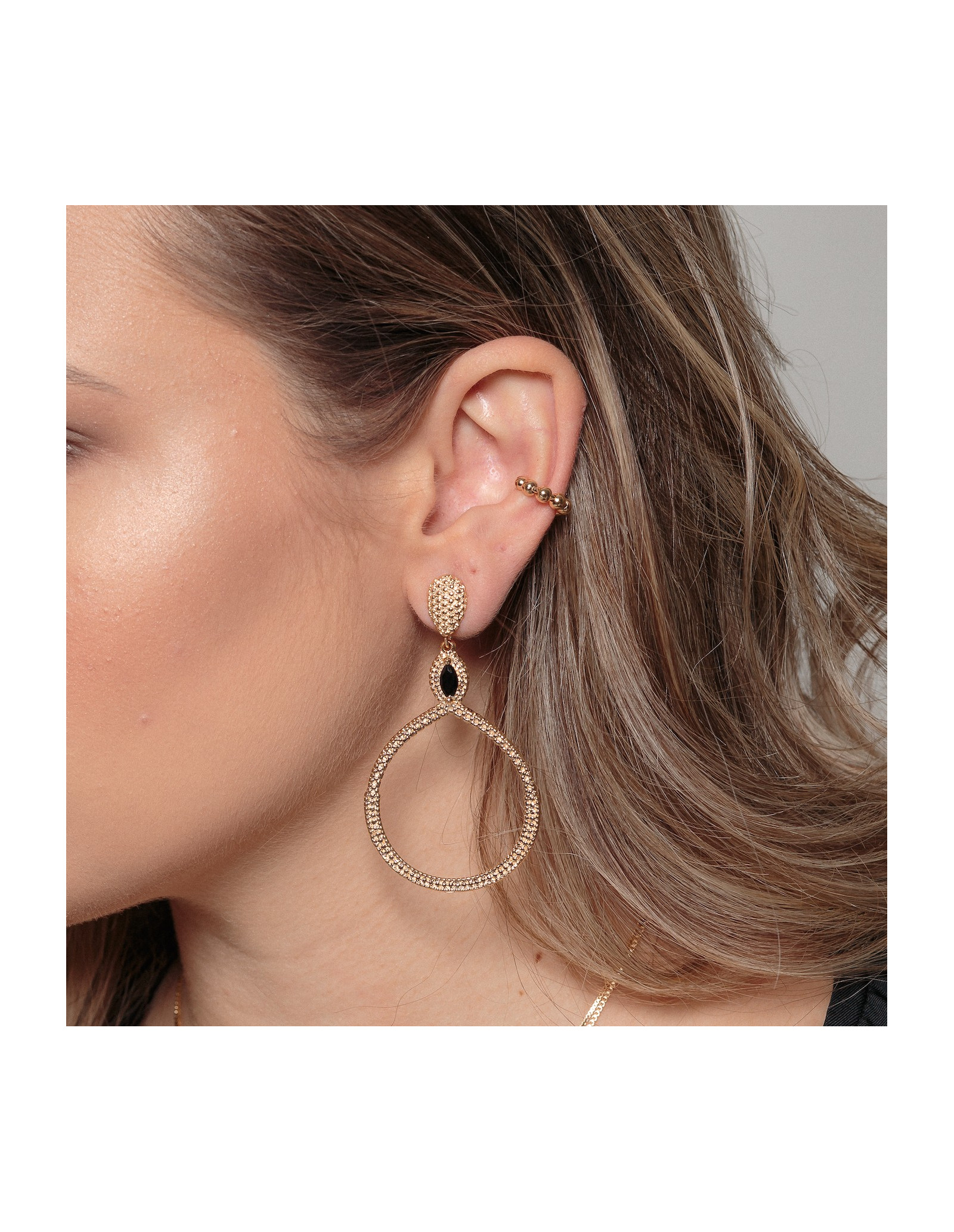 Carol Ear Cuff | 18k gold plated cartilage ear cuff | Malu Maiese