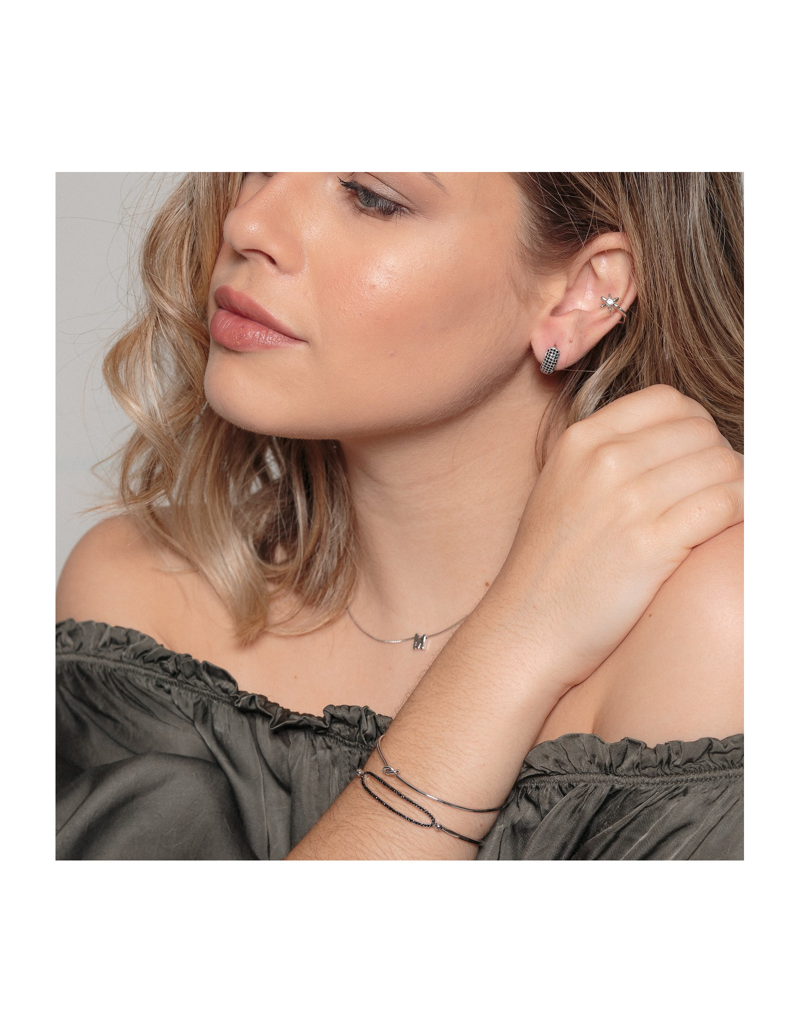 Brazalete Noir | Brazalete Oro Blanco y Circonita Negra | Malu Maiese