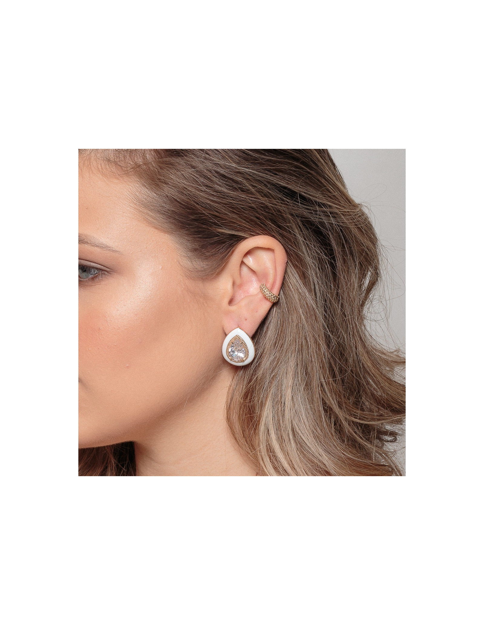 Giulia Ear Cuff | 18k gold plated cartilage ear cuff | Malu Maiese