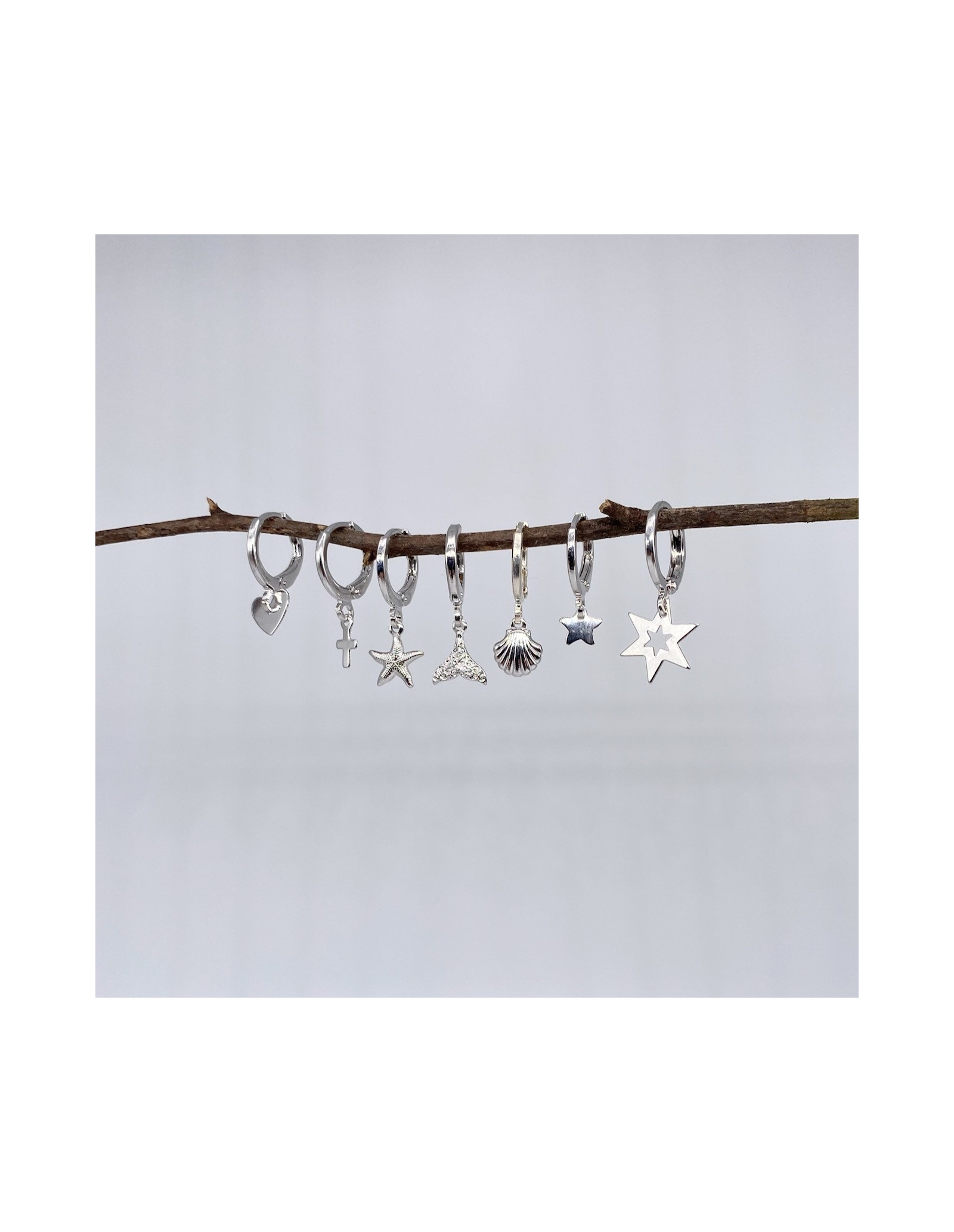 Aros Mini Estrella | Pendientes con charms | Malu Maiese