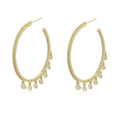 Aros Antonella, pendientes de aro chapados en oro 18k y circonitas blancas.