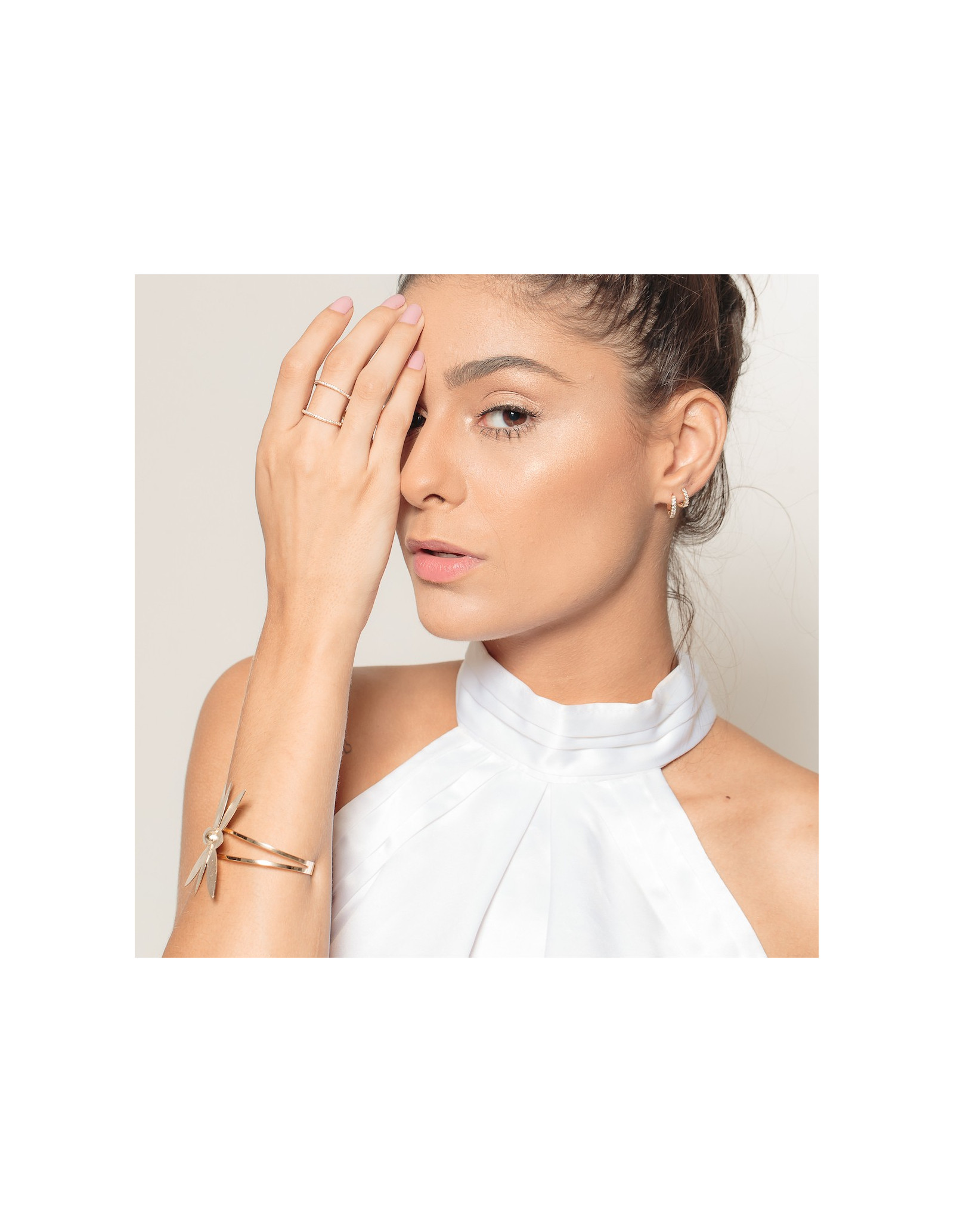 Anillo Lara | Anillo doble en oro 18k con circonitas, diseño exclusivo