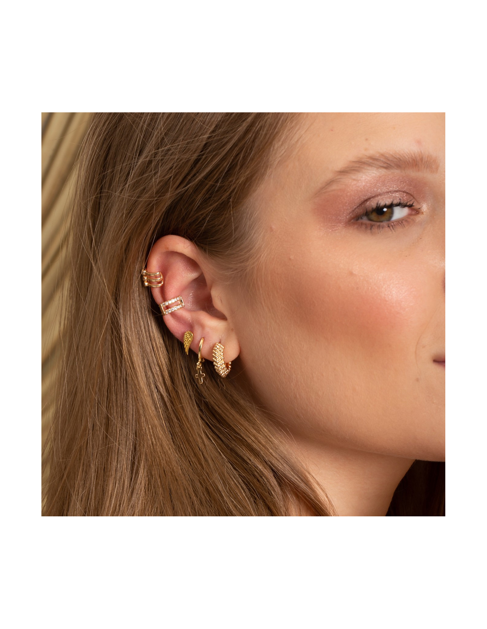 Feather Piercing Earring | 925 silver or 18k gold plated piercing.