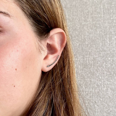 Noir Ear Climbers |  Black Zirconias Ear Climbers | Malu Maiese 2
