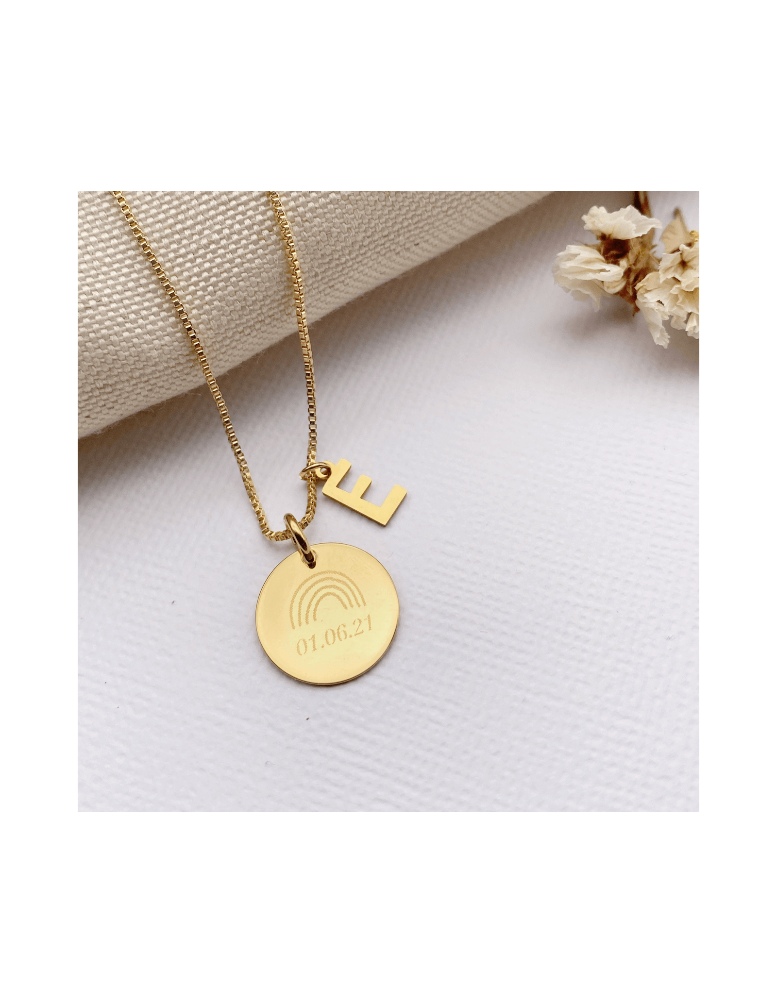 Colar Plaque Initials | Colares Personalizados | Malu Maiese