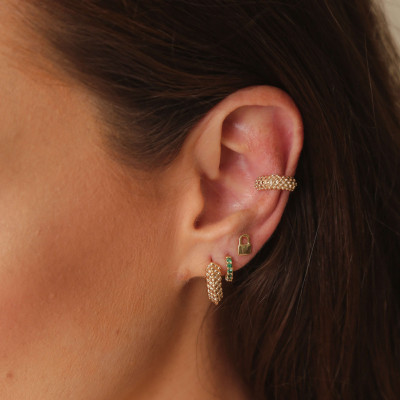 Aros Mila | Pendientes de Aro Chapado en Oro 18k, Textura Pelotitas. 2