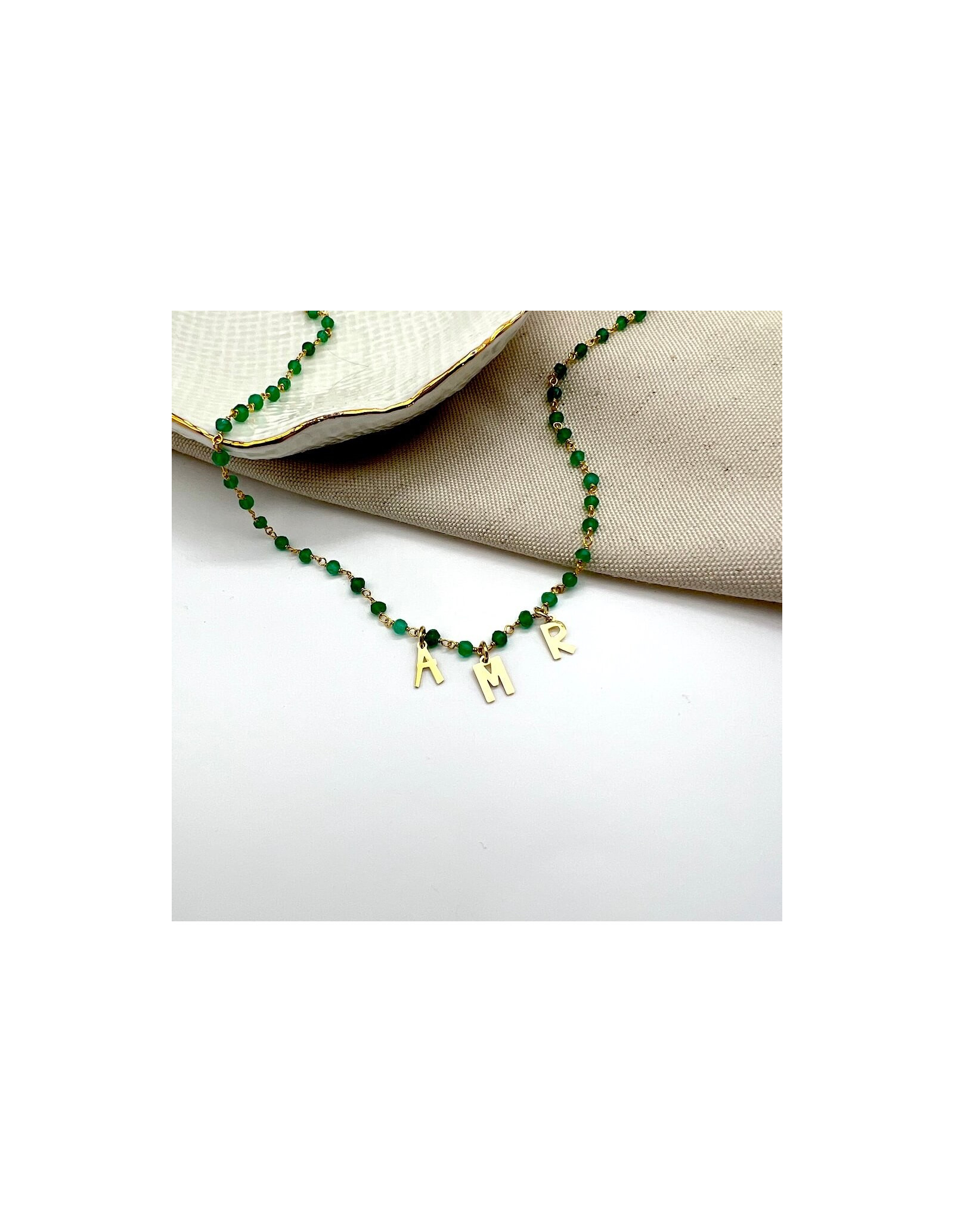 Colar Mela Initials | Colar de pedras naturais com letra | Malu Maiese