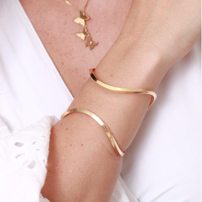 Brazalete Greta | Brazalete con lineas minimalistas | Malu Maiese 2